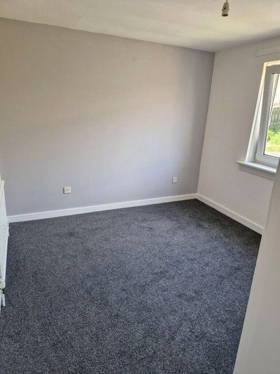 Property photo 2 of 7 Picture No. 02