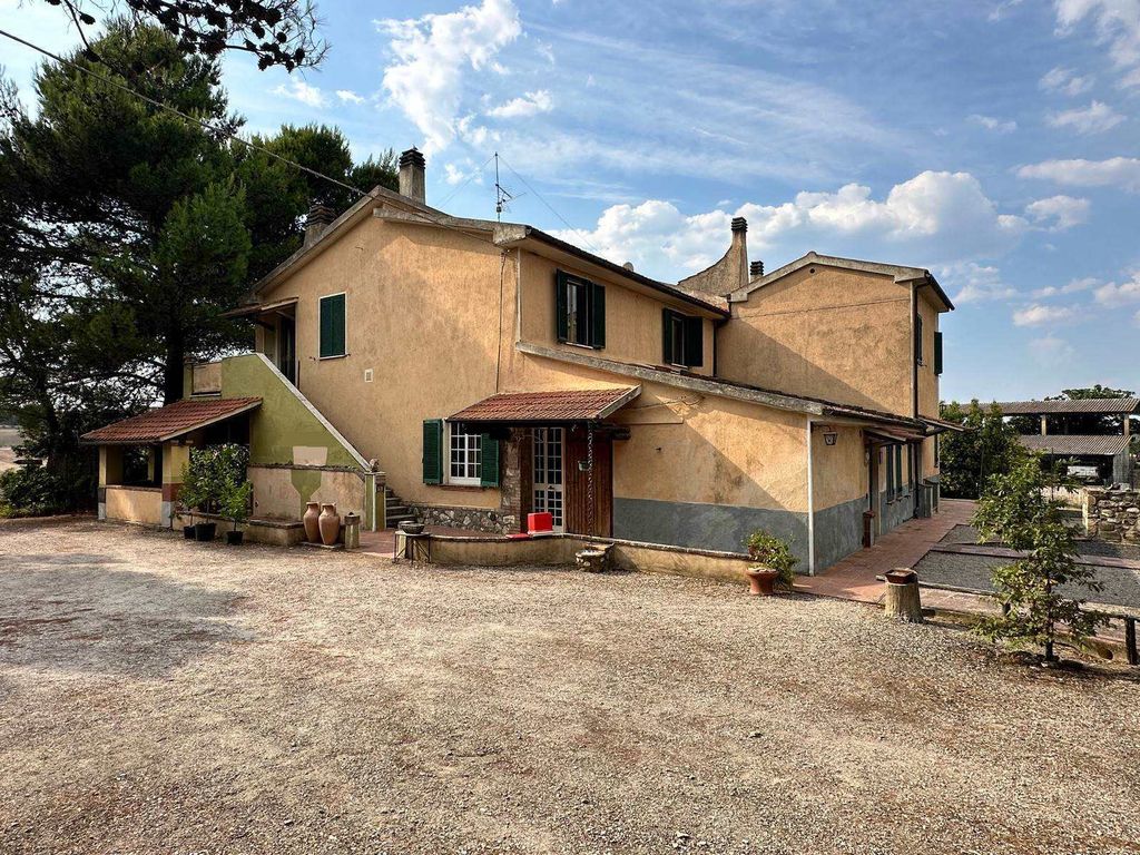 Property photo 2 of 30