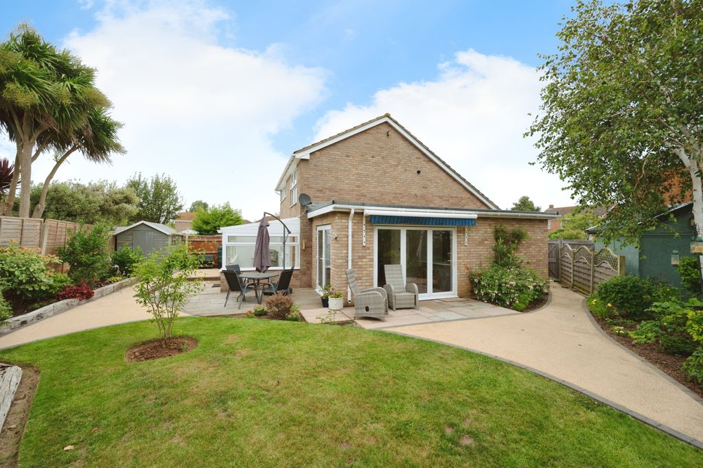 Property photo 2 of 18 Photography