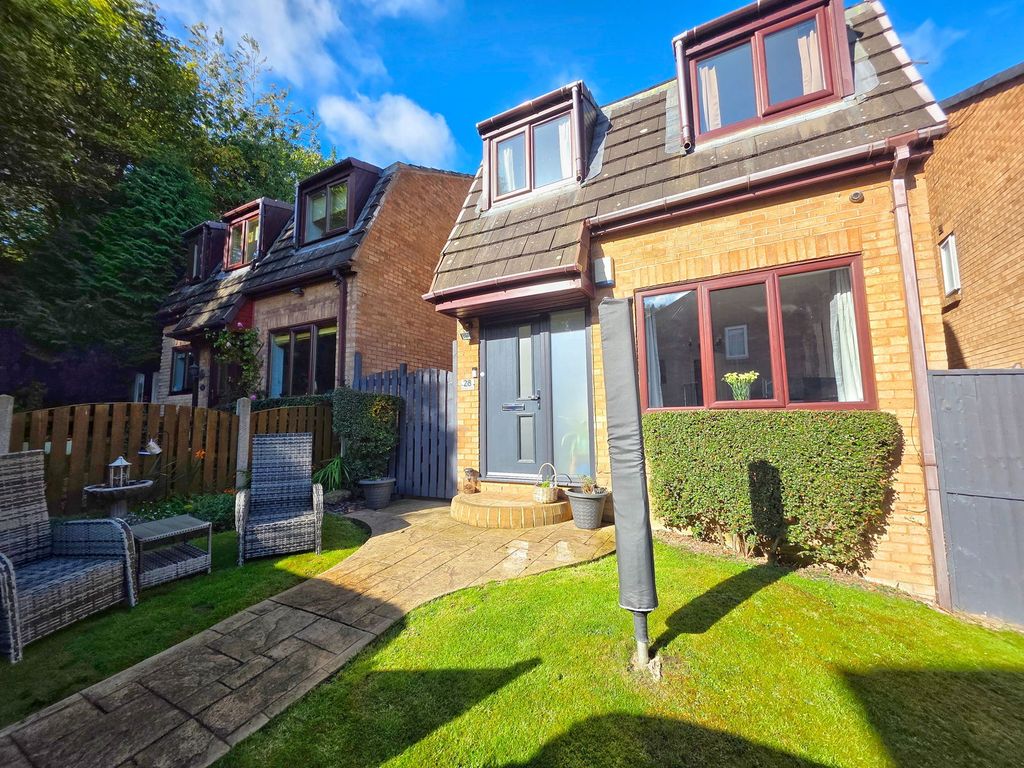 Property photo 1 of 21