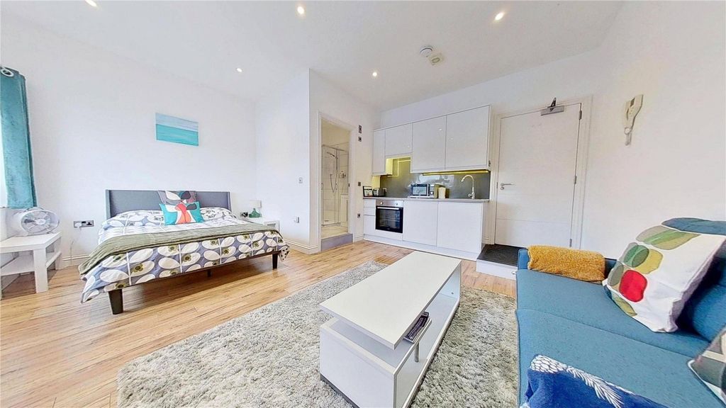 Property photo 2 of 9 Picture No. 02