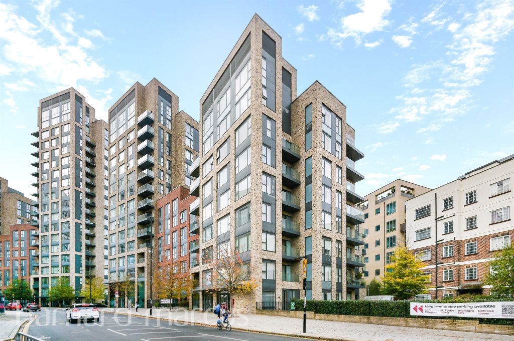 Property photo 2 of 9