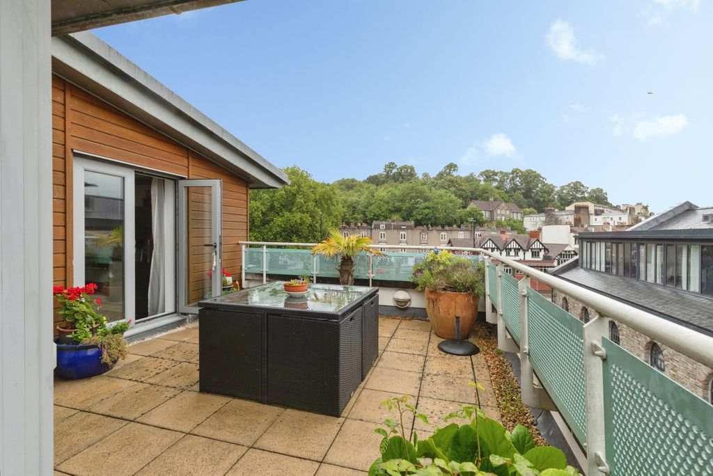 Additional image 11 of 3 bed flat for saleLime Kiln Road, Bristol BS8