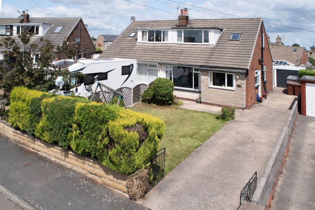 Property photo 1 of 27