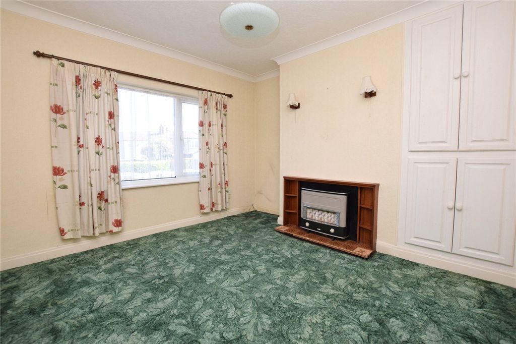 Property photo 3 of 16 Picture No. 09