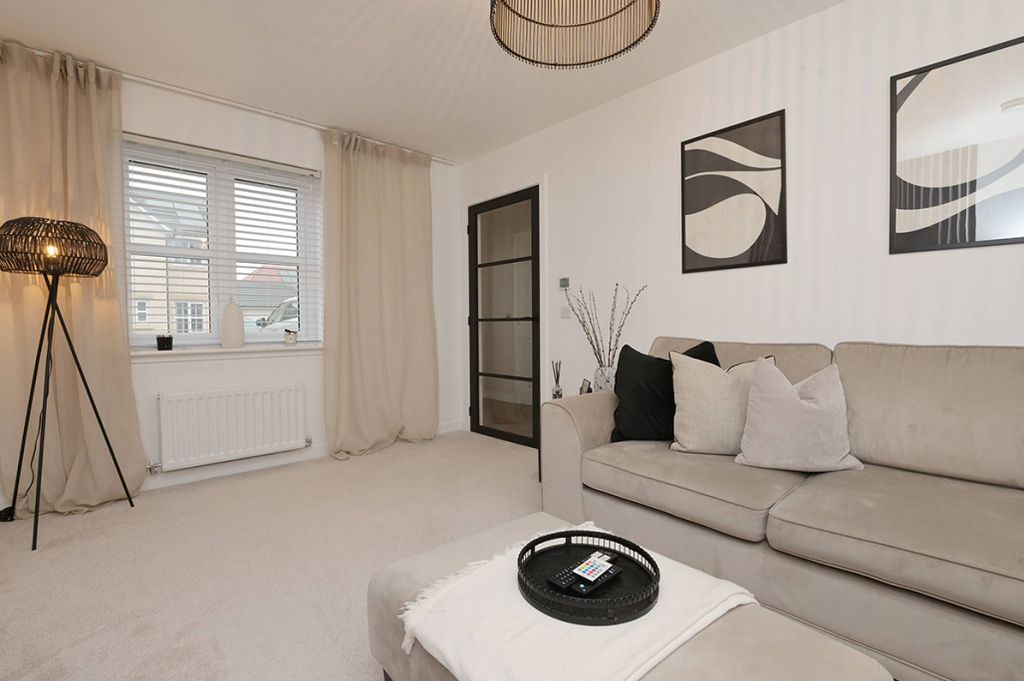 Property photo 2 of 30