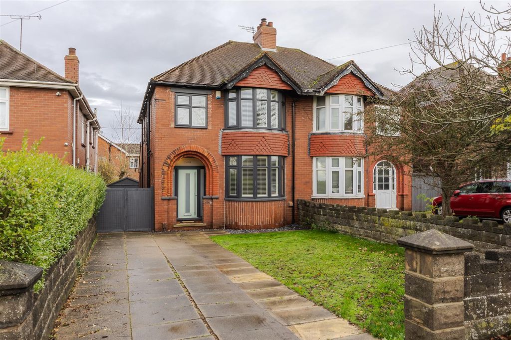 Property photo 1 of 17 Main