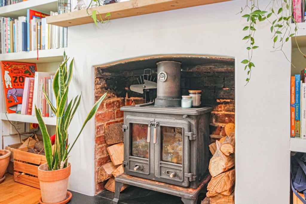 Property photo 3 of 15