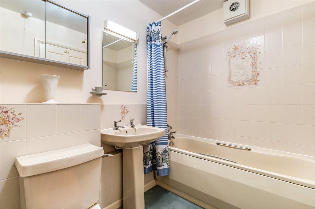 Additional image 14 of 2 bed flat for saleHalyards, Topsham, Exeter, Devon EX3