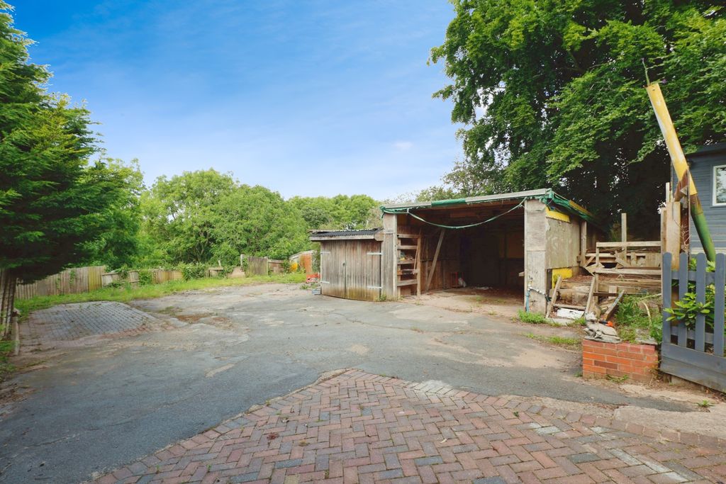 Property photo 2 of 16 Photography