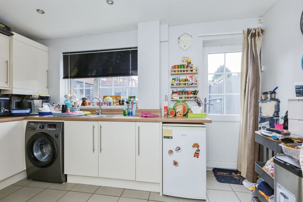 Property photo 3 of 17 Photography