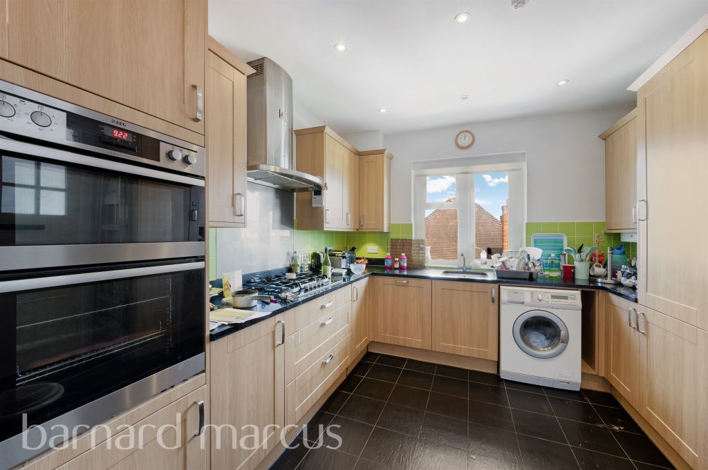 Property photo 2 of 16
