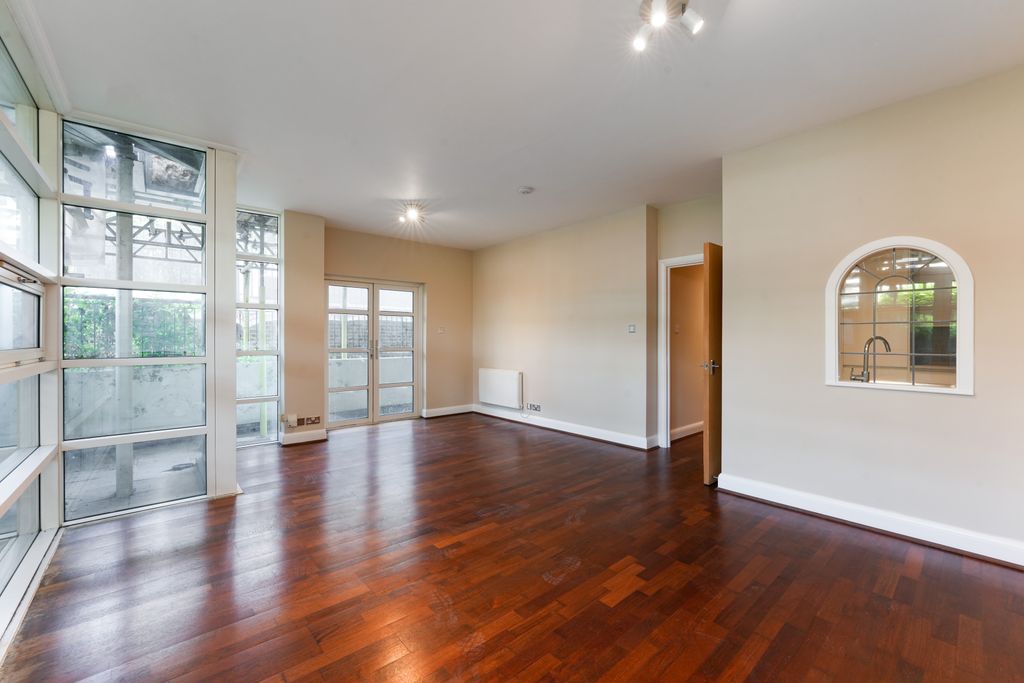 Property photo 2 of 10 74316_Flat-7-Rivers-