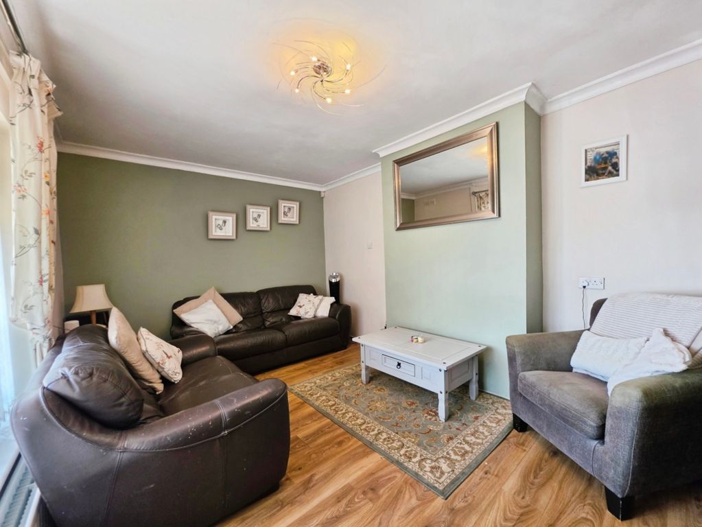 Property photo 2 of 22 Pbox-Img.Jpg