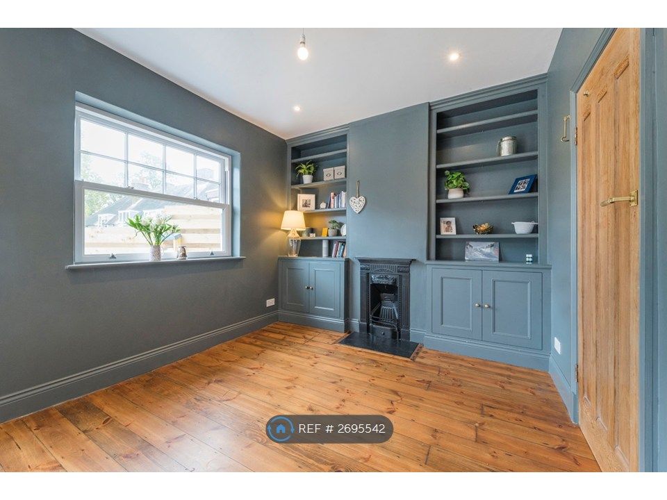 Property photo 2 of 21