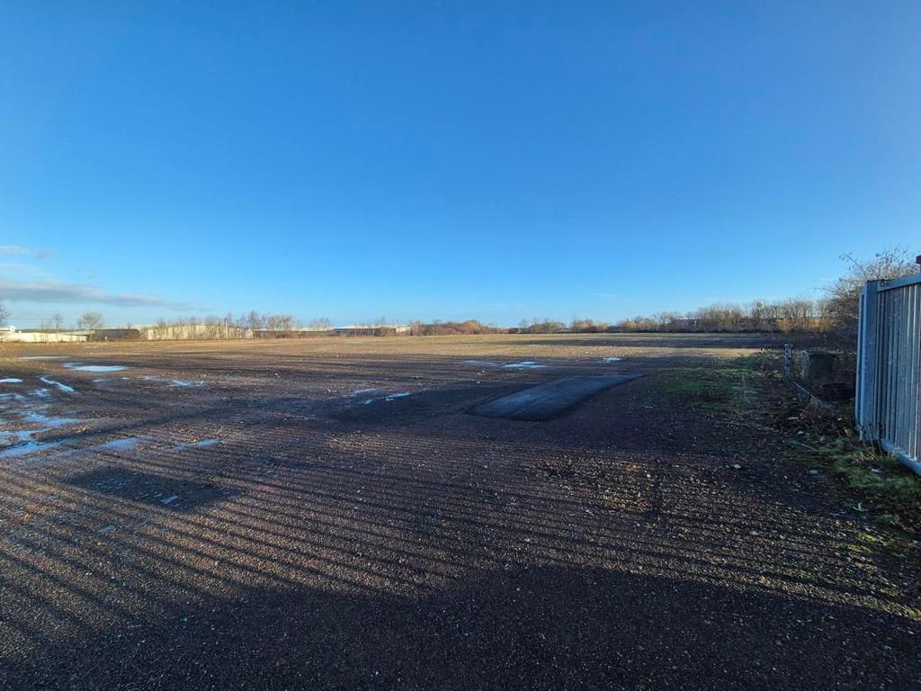 Property photo 3 of 5 Photo 11