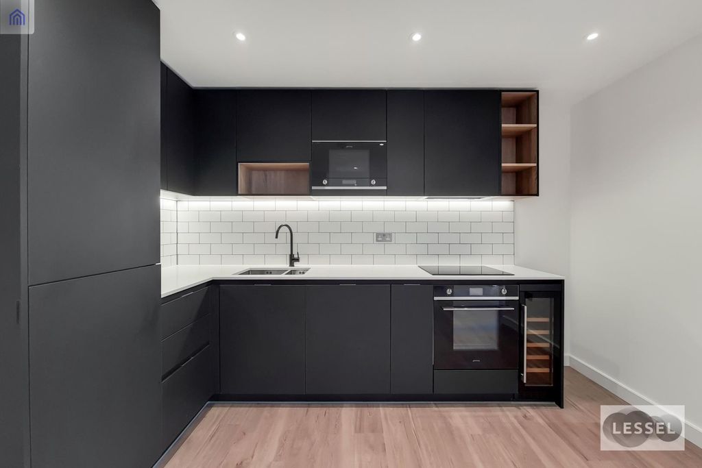 Property photo 2 of 12 2_Kitchen-Reception-2.Jpg