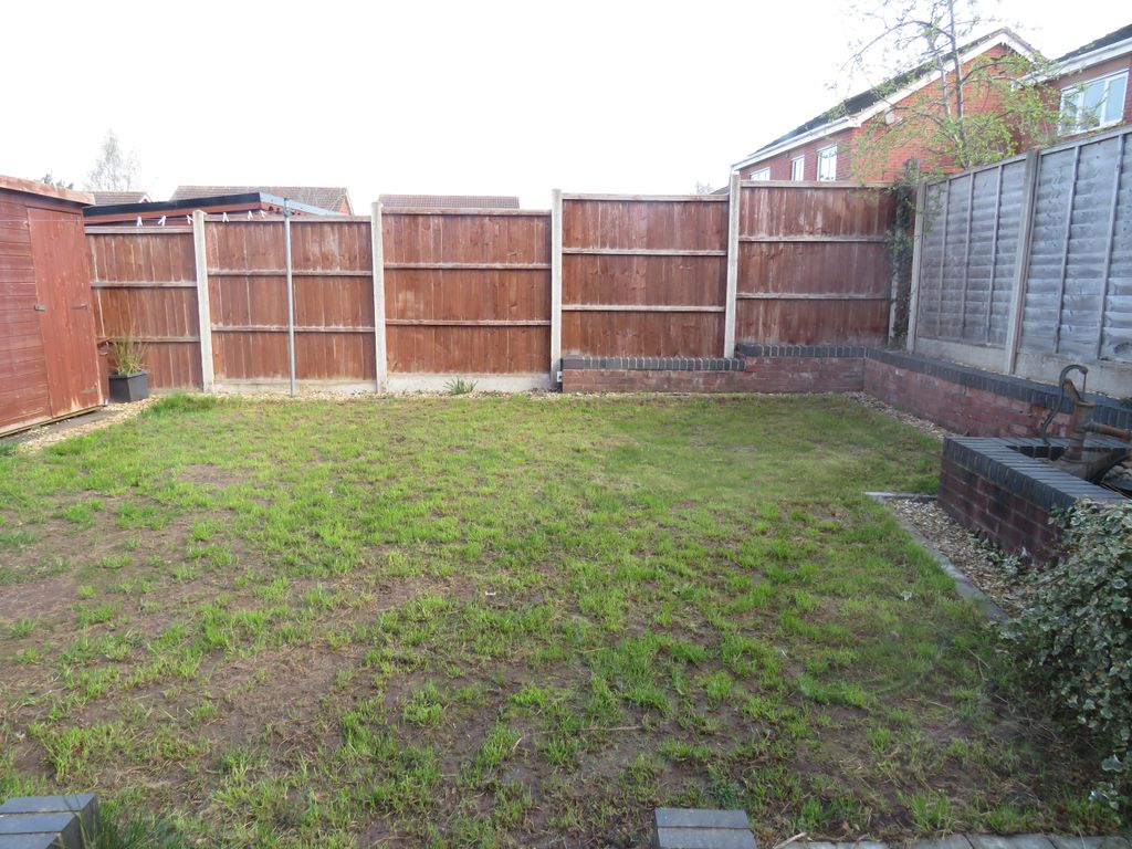 Property photo 2 of 10 Garden