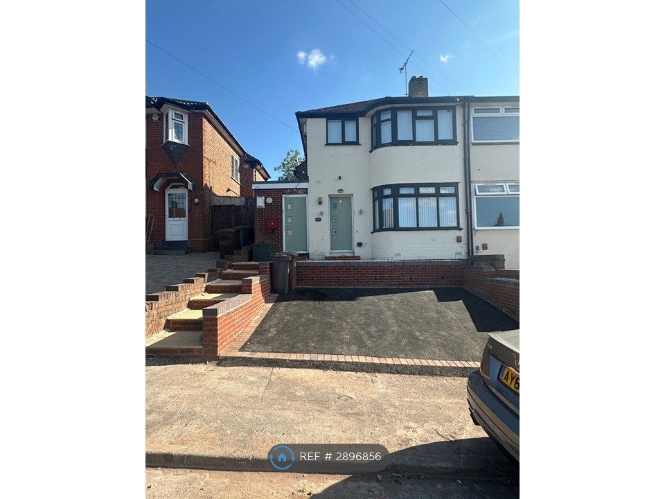 Property photo 2 of 27