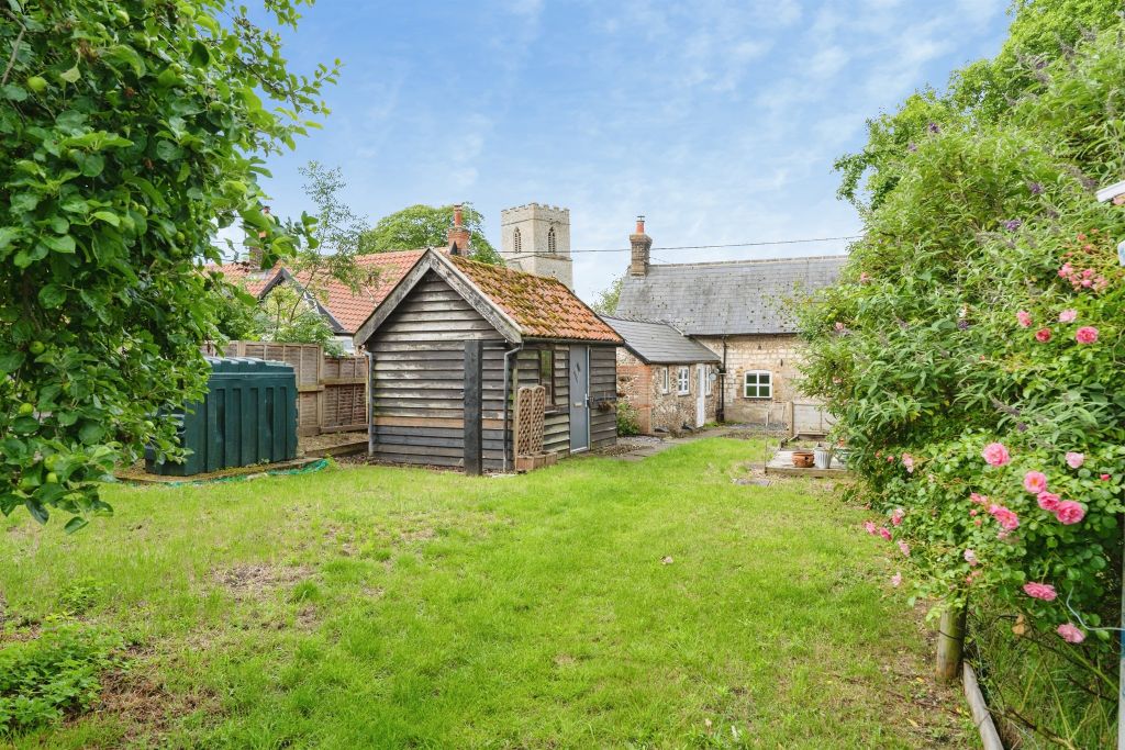 Property photo 3 of 17