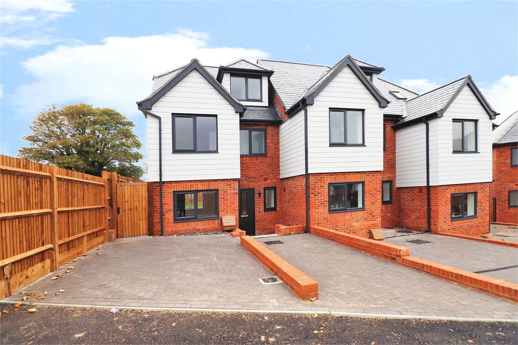 Property photo 1 of 4 Plot 1 - Front Pic.J