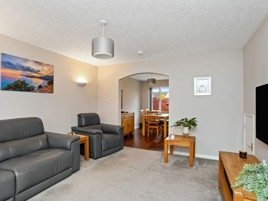 Property photo 3 of 16 Property Image 4