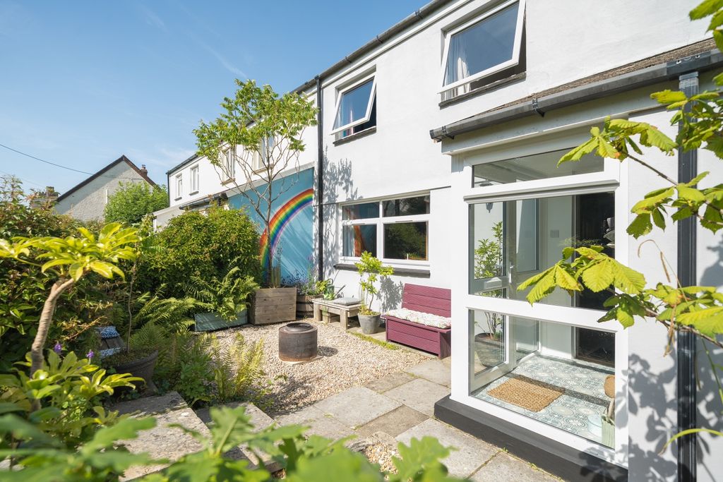 Property photo 3 of 28 1484724-2-6A3d660144467-Arw-1