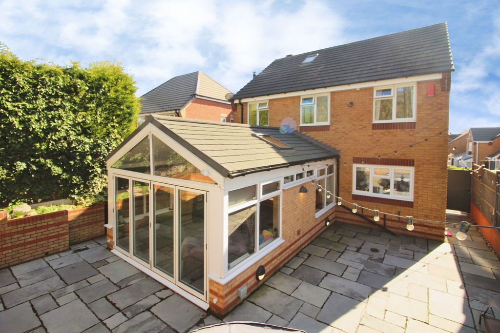 Property photo 2 of 30