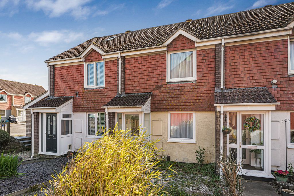 Property photo 1 of 17