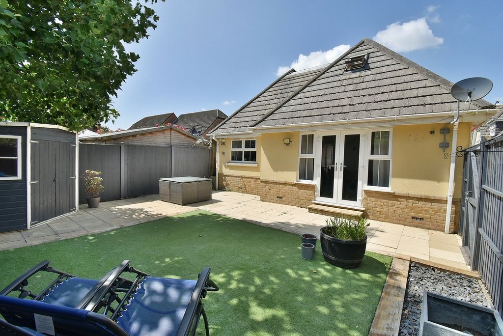 Property photo 2 of 16
