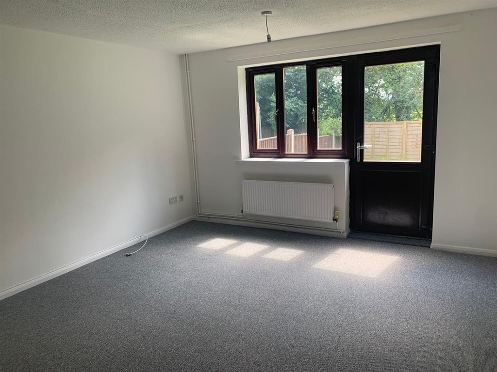 Property photo 2 of 4 4908521