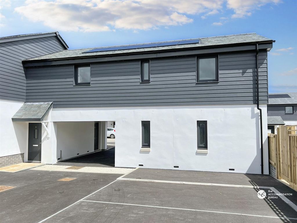 Property photo 2 of 13 Exterior