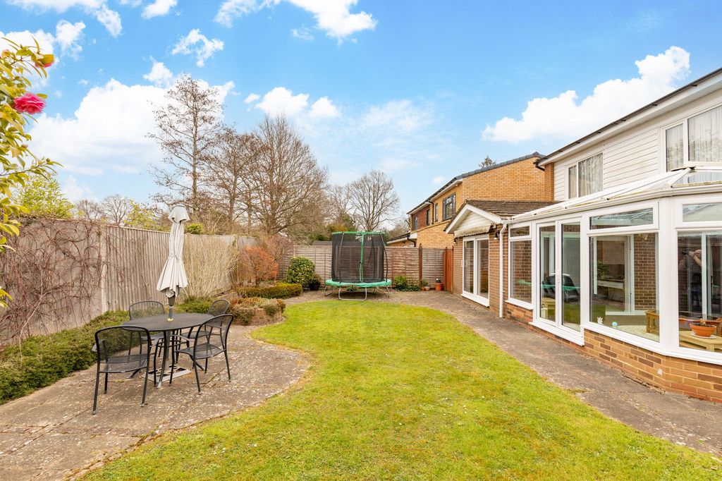 Additional image 23 of 4 bed detached house for saleArtel Croft, Crawley RH10