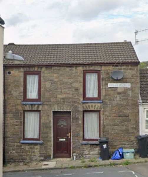 Property photo 1 of 1