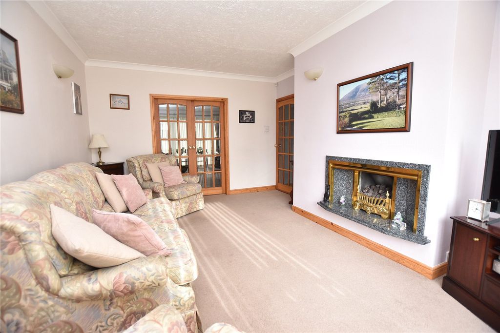 Property photo 2 of 14 Picture No. 42