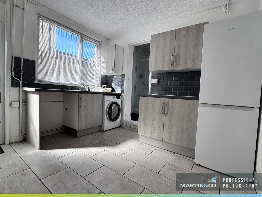 Property photo 3 of 8 109A Month Road Kitchen