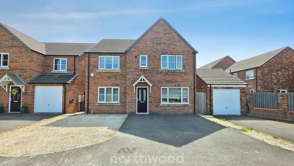 Property photo 1 of 36