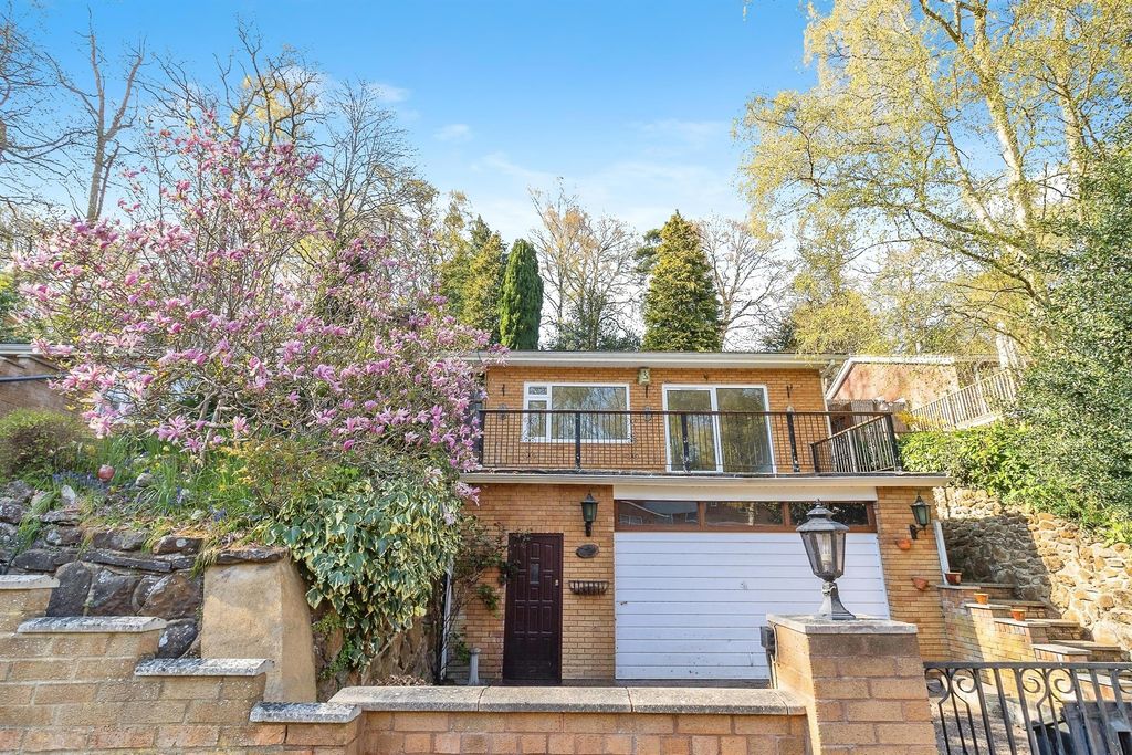 Property photo 1 of 22