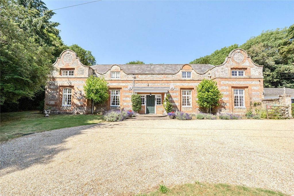 Property photo 1 of 28 The Coach House