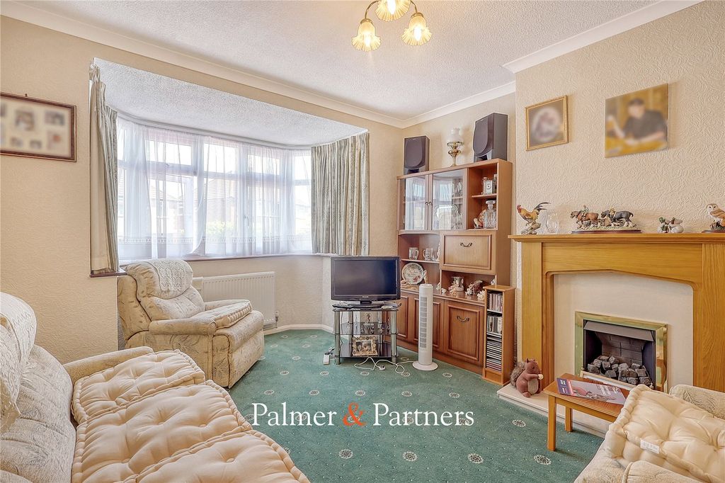 Property photo 2 of 22 Picture No. 01