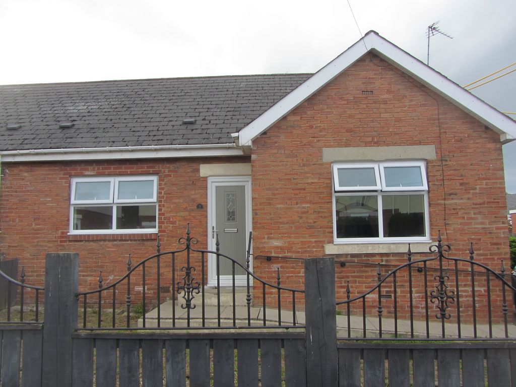 Property photo 1 of 11 Front External