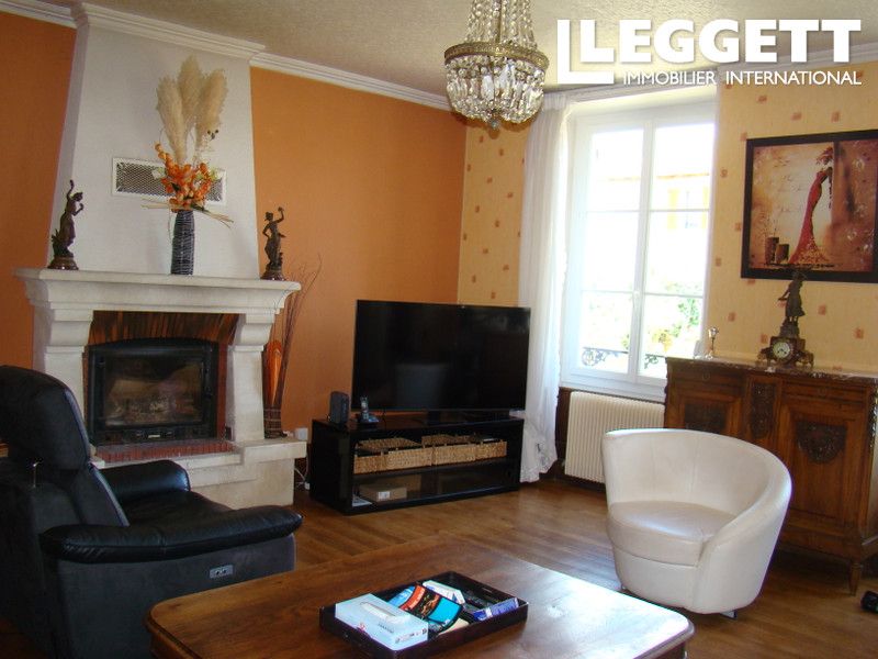 Property photo 3 of 10