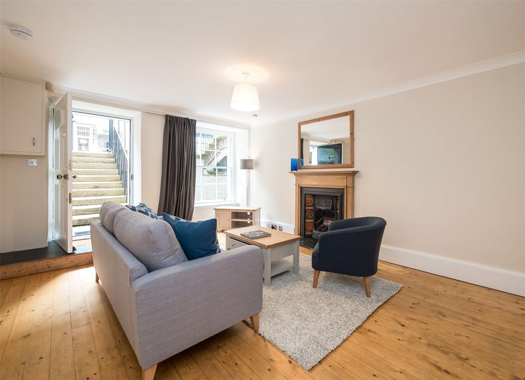 Property photo 2 of 23 Photo 2