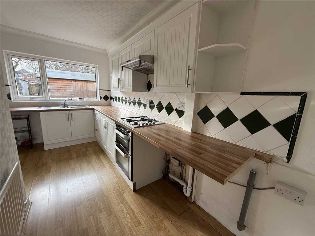 Property photo 3 of 20