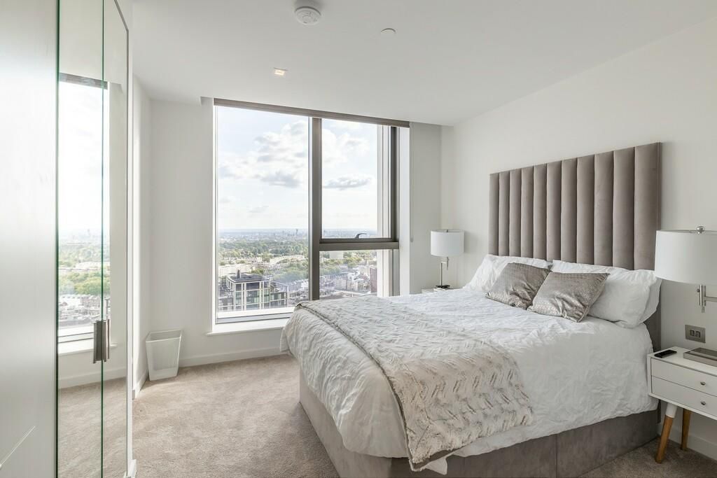 Property photo 1 of 2