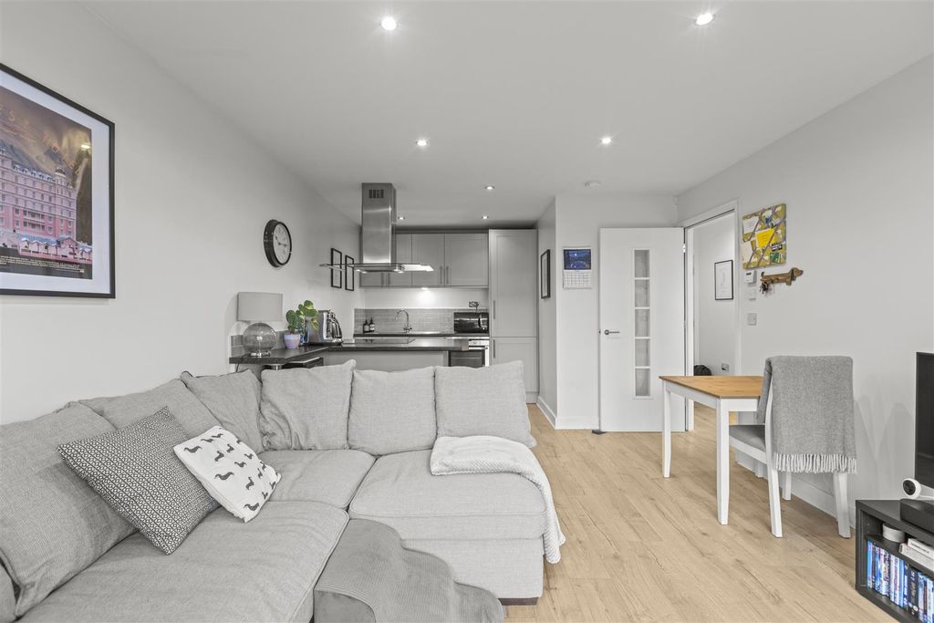 Property photo 1 of 12 Img_4836.Jpg