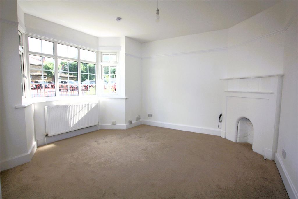 Property photo 2 of 9 Img_0004.Jpg