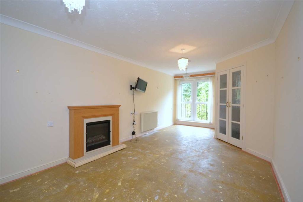 Property photo 3 of 8