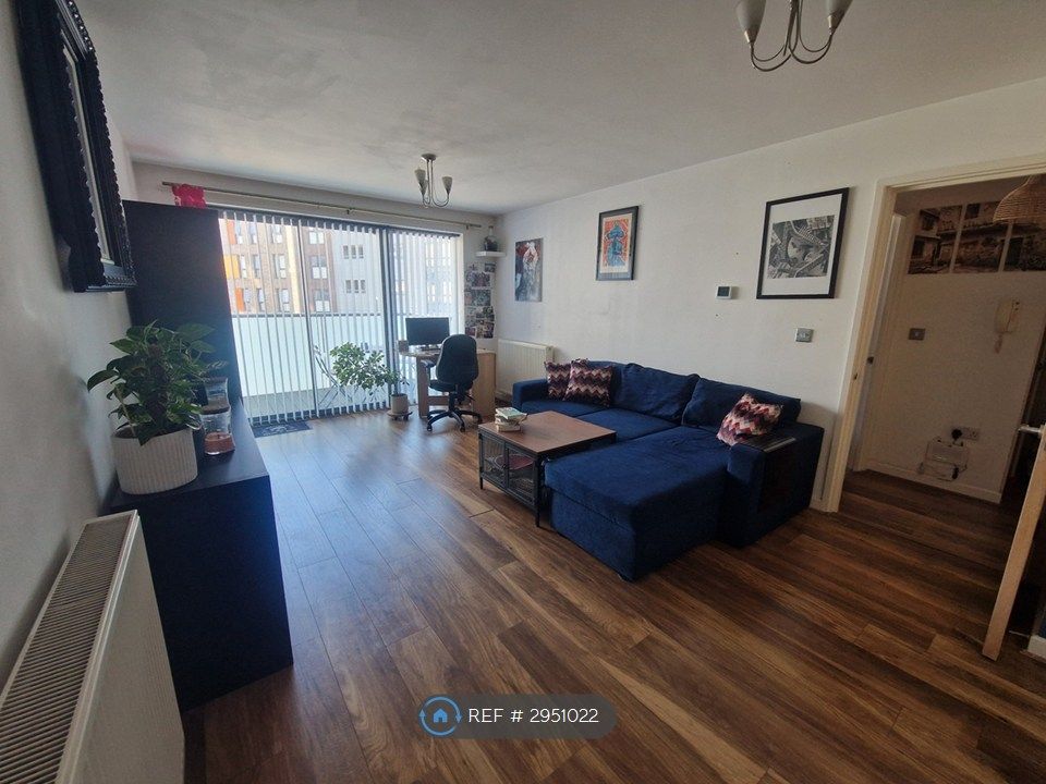 Property photo 3 of 27