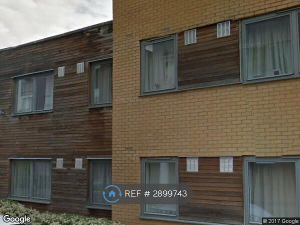 Property photo 2 of 8 Building